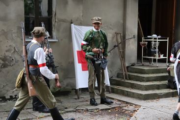 Inscenizacja historyczna i koncert patriotyczny podsumowały wieluńskie uroczystości związane z 80. rocznicą wybuchu Powstania Warszawskiego